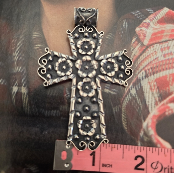 Sterling Silver TAXCO Cross Pendant (Heavy) - Picture 14 of 16